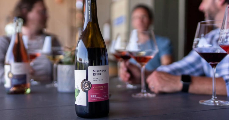 Mountain Echo Estate Pinot Noir