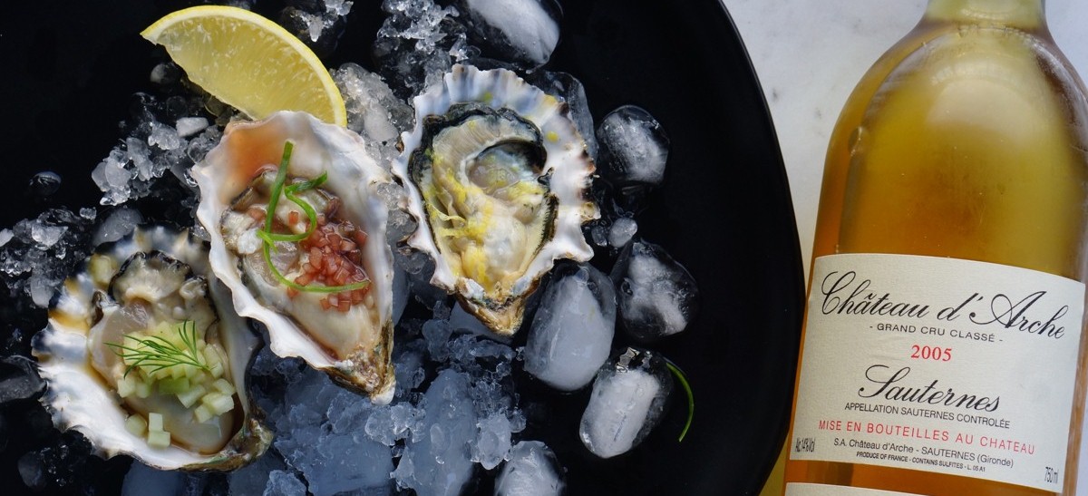 Easy Wine Pairings for Oysters 2023 AtOnce